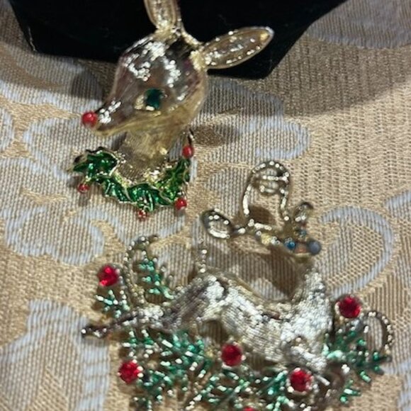 HOLIDAY🎄🎄GERRY’S Reindeer Red Green Rhinestone BROOCH SET - Picture 4 of 6
